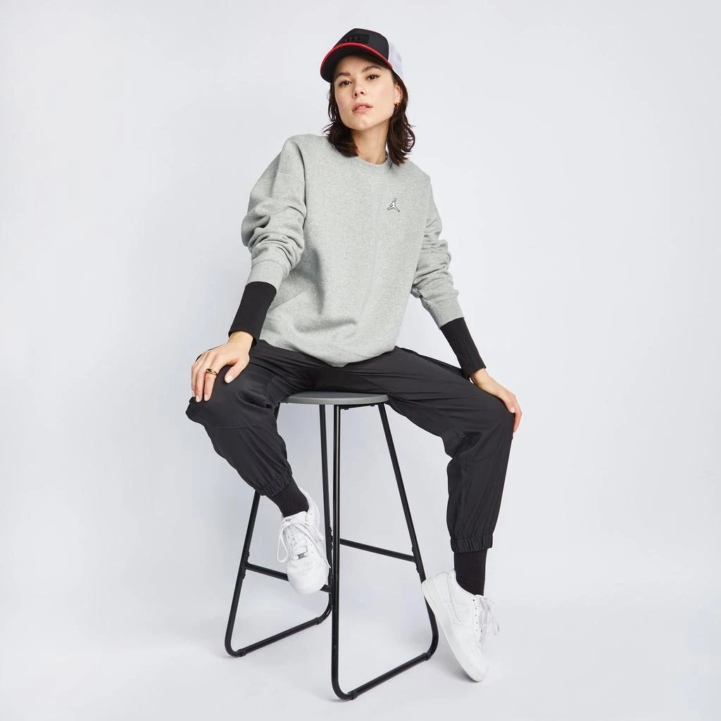 商品Jordan|Jordan Essentials - Women Sweatshirts,价格¥639,第2张图片详细描述