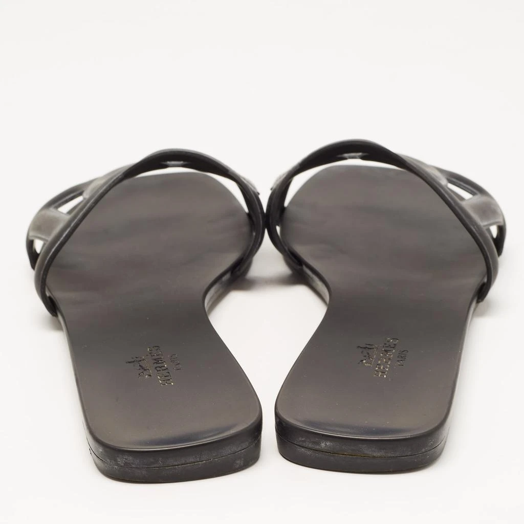 商品[二手商品] Hermes|Hermes Black Rubber Aloha Flat Slides Size 37  ,价格¥3006,第5张图片详细描述