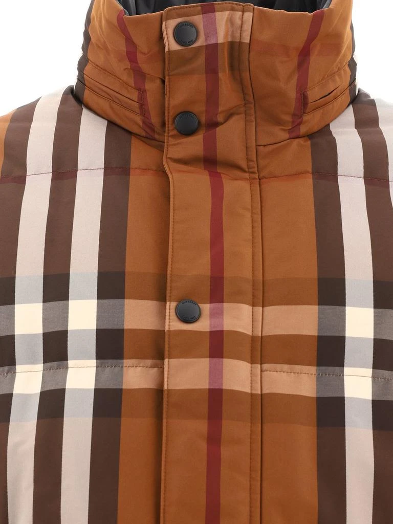 商品Burberry|Burberry Reversible Checked Hooded Puffer Jacket,价格¥9881,第5张图片详细描述