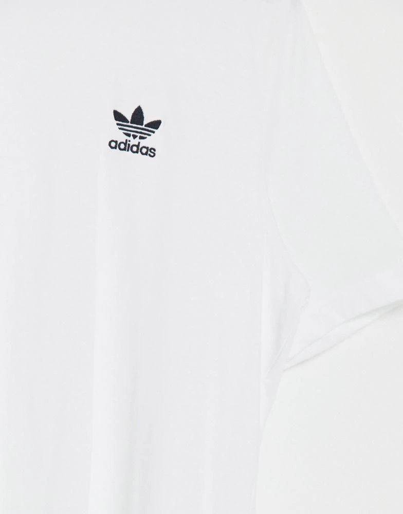 商品Adidas|adidas Originals essentials t-shirt in white with small logo,价格¥213,第3张图片详细描述