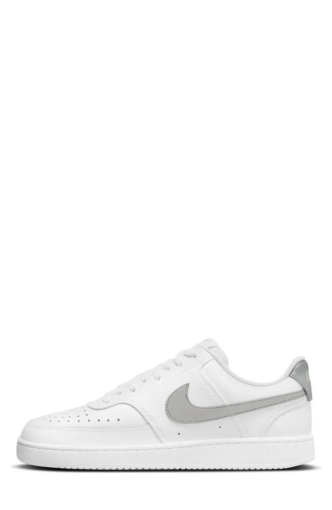 男女款 耐克 Court Vision Low �运动鞋 商品