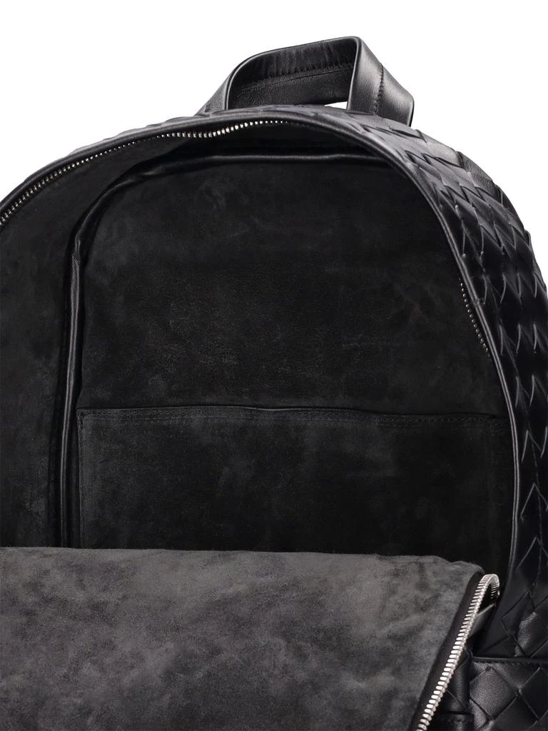 商品Bottega Veneta|Small Classic Intrecciato Backpack,价格¥28609,第5张图片详细描述