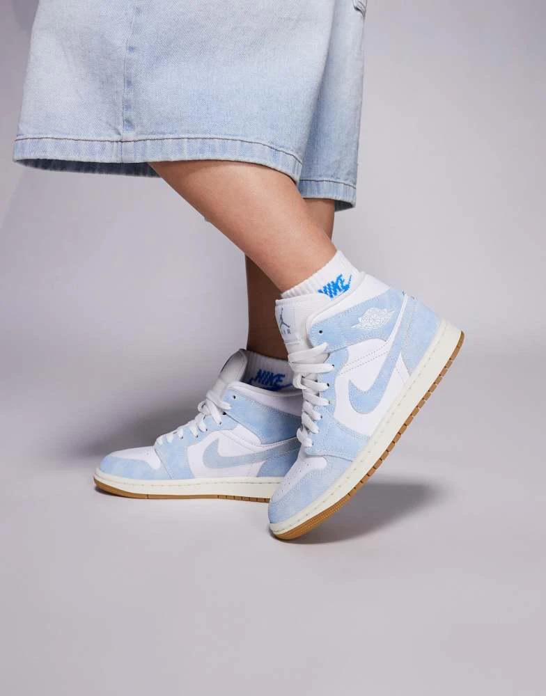 商品Jordan|Nike Air Jordan 1 Mid trainers in white and denim,价格¥1411,第1张图片