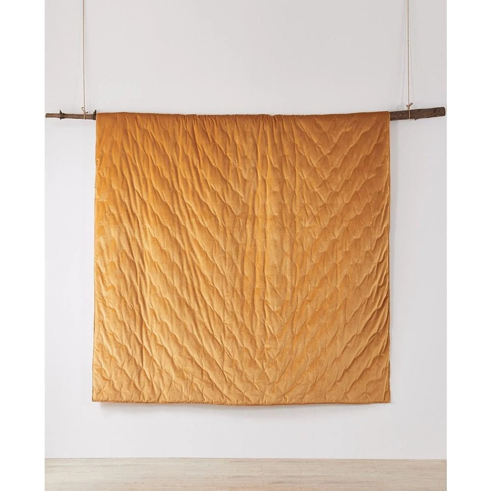 Home Birch Hill Calabria Velvet Quilt 商品