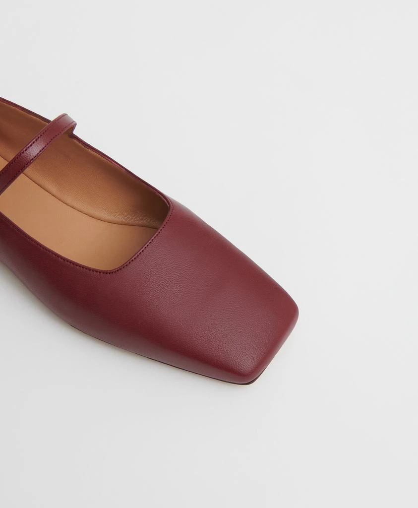 商品Mansur Gavriel|Square Toe Mary Jane - Claret,价格¥1214,第3张图片详细描述