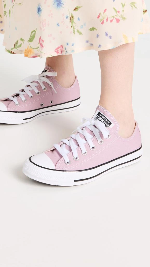 商品Converse|Chuck Taylor All Star Sneakers,价格¥135,第2张图片详细描述