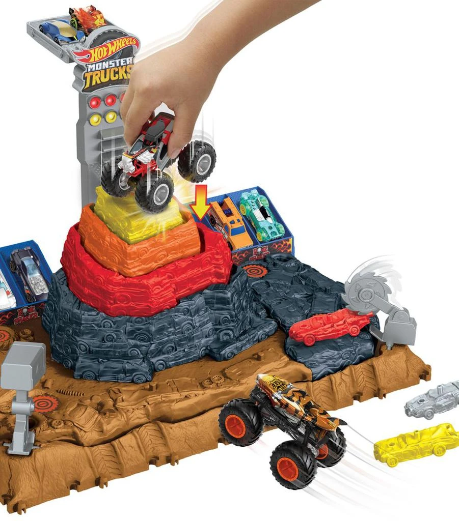 商品Hot Wheels|Monster Trucks Bone Shaker Crush Yard Playset,价格¥435,第4张图片详细描述