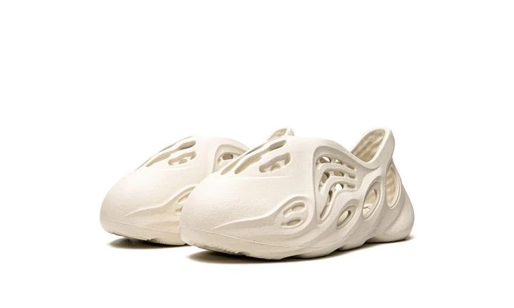 商品Adidas|Adidas Yeezy Foam Runner Kids,价格¥934-¥2309,第3张图片详细描述