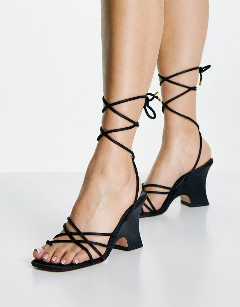 商品Topshop|Topshop Rodeo strippy wedge sandal in black,价格¥263,第1张图片