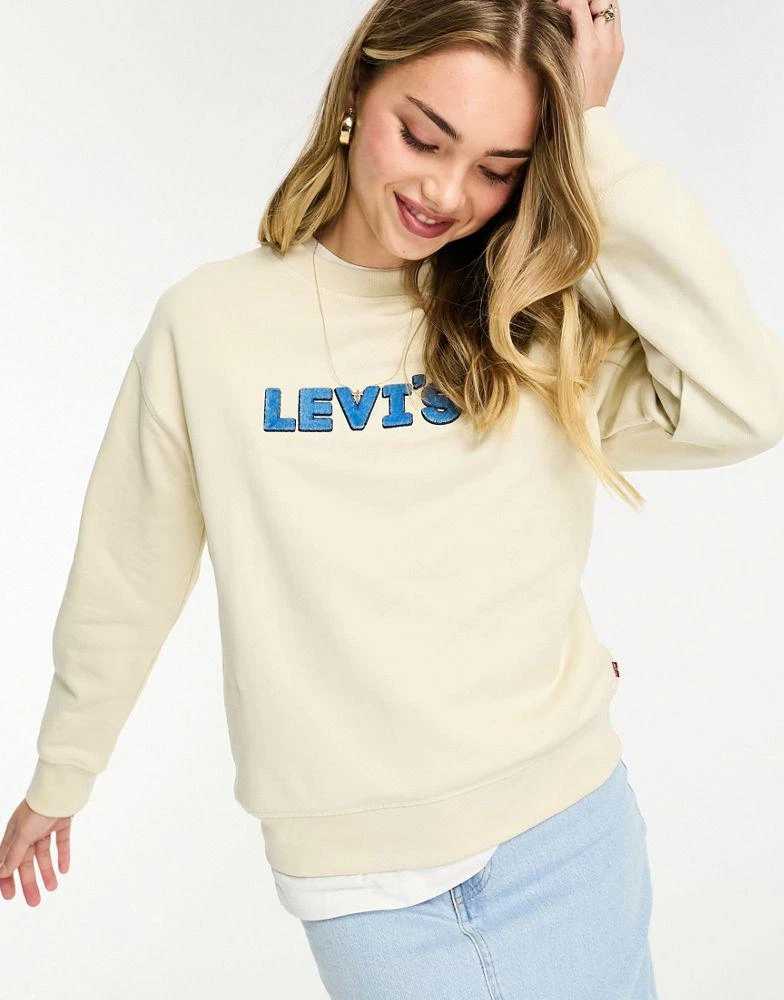 商品Levi's|Levi's sweatshirt with chest logo in cream,价格¥678,第1张图片