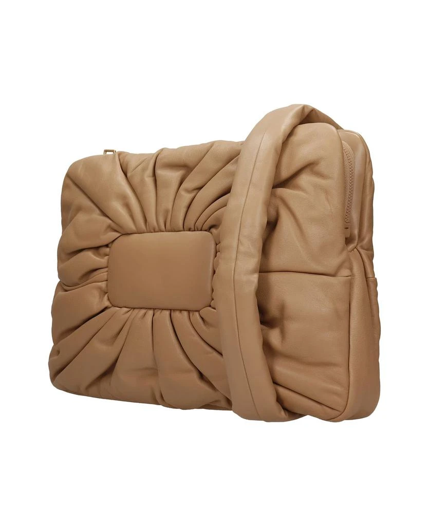 商品Mlouye|Puff Large Clutch In Beige Leather,价格¥2107,第2张图片详细描述