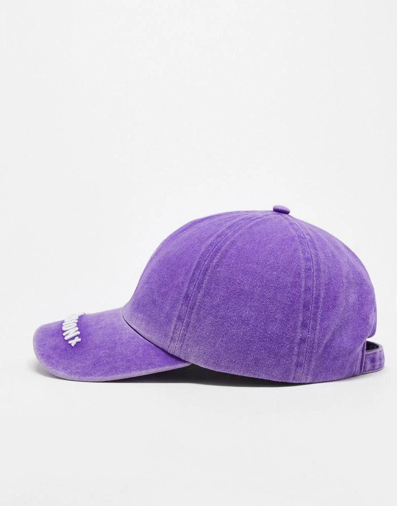 商品COLLUSION|COLLUSION Unisex embroidered logo cap in purple acid wash,价格¥102,第2张图片详细描述