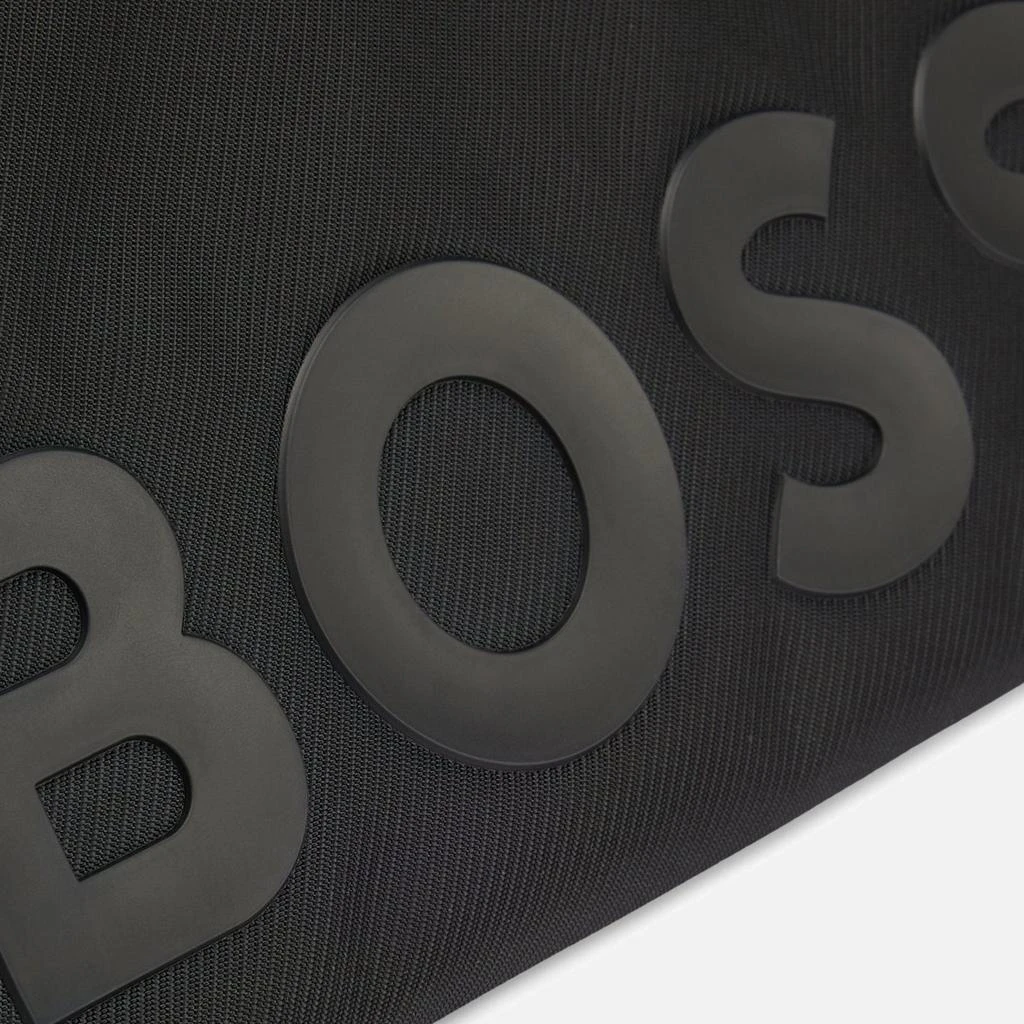 商品BOSS Black|BOSS Black Catch Recycled Woven Envelope Bag,价格¥956,第5张图片详细描述