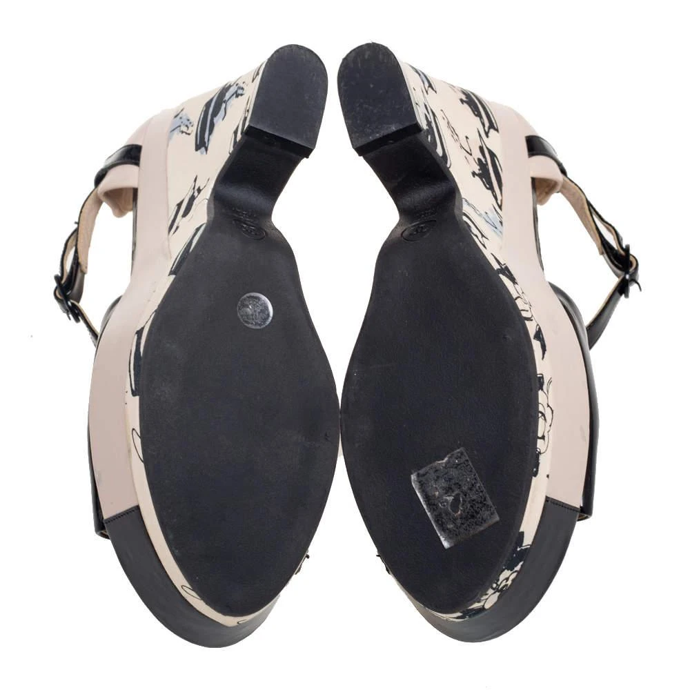 Chanel Black/Grey Patent And Leather Wedge Sandals Side 38 商品