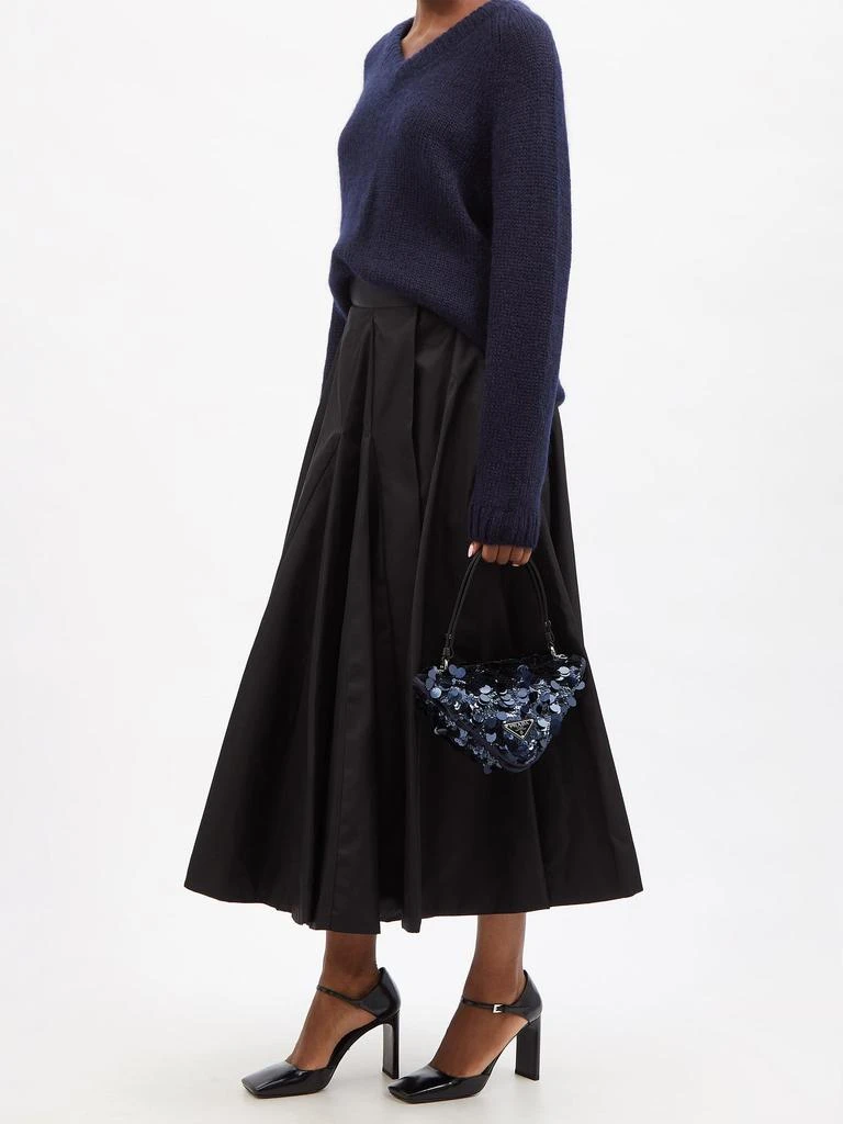 商品Prada|Sequinned leather triangle shoulder bag,价格¥22871,第2张图片详细描述