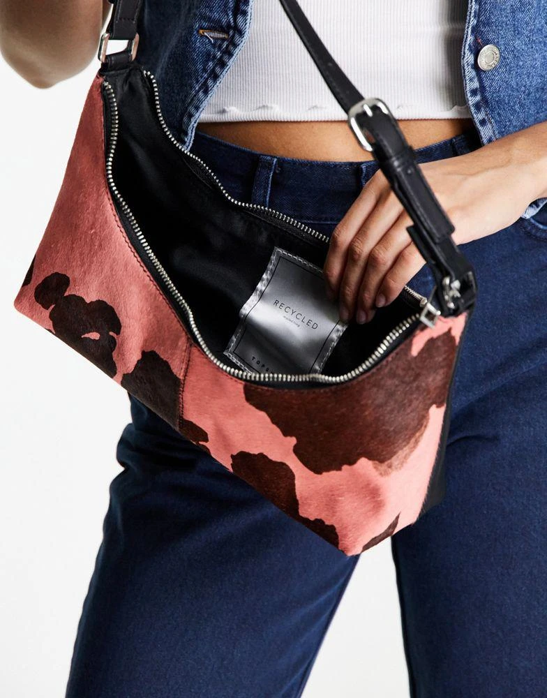 商品Topshop|Topshop cow print leather shoulder bag,价格¥214,第3张图片详细描述