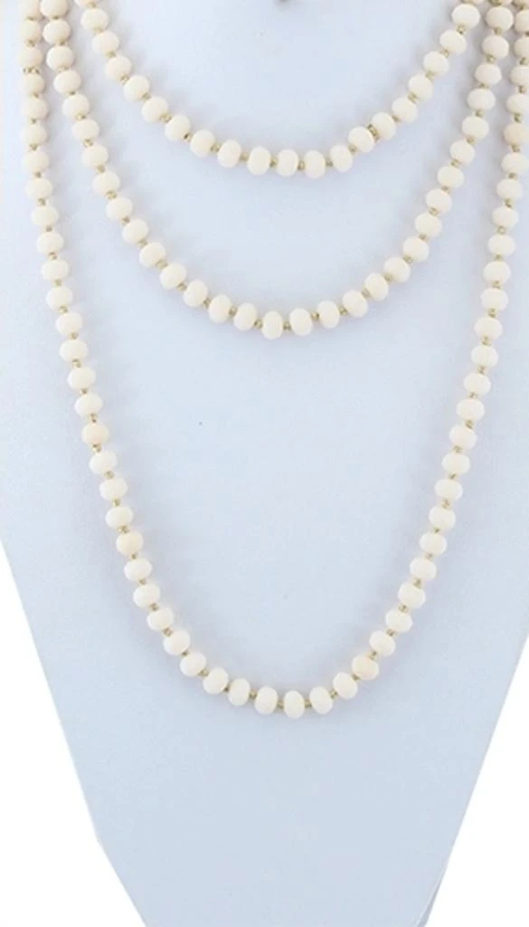 商品A Blonde and Her Bag|White Jade Crystal Beaded Necklace,价格¥408,第1张图片