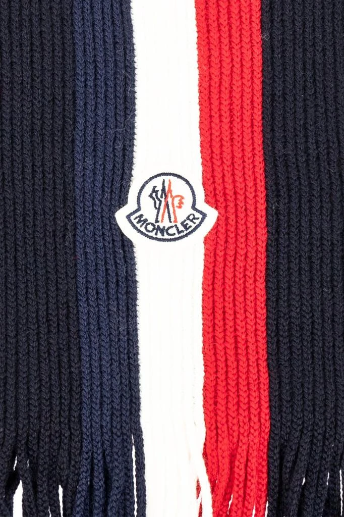 商品Moncler|Moncler Striped Logo Patch Fringed Scarf,价格¥1298,第2张图片详细描述