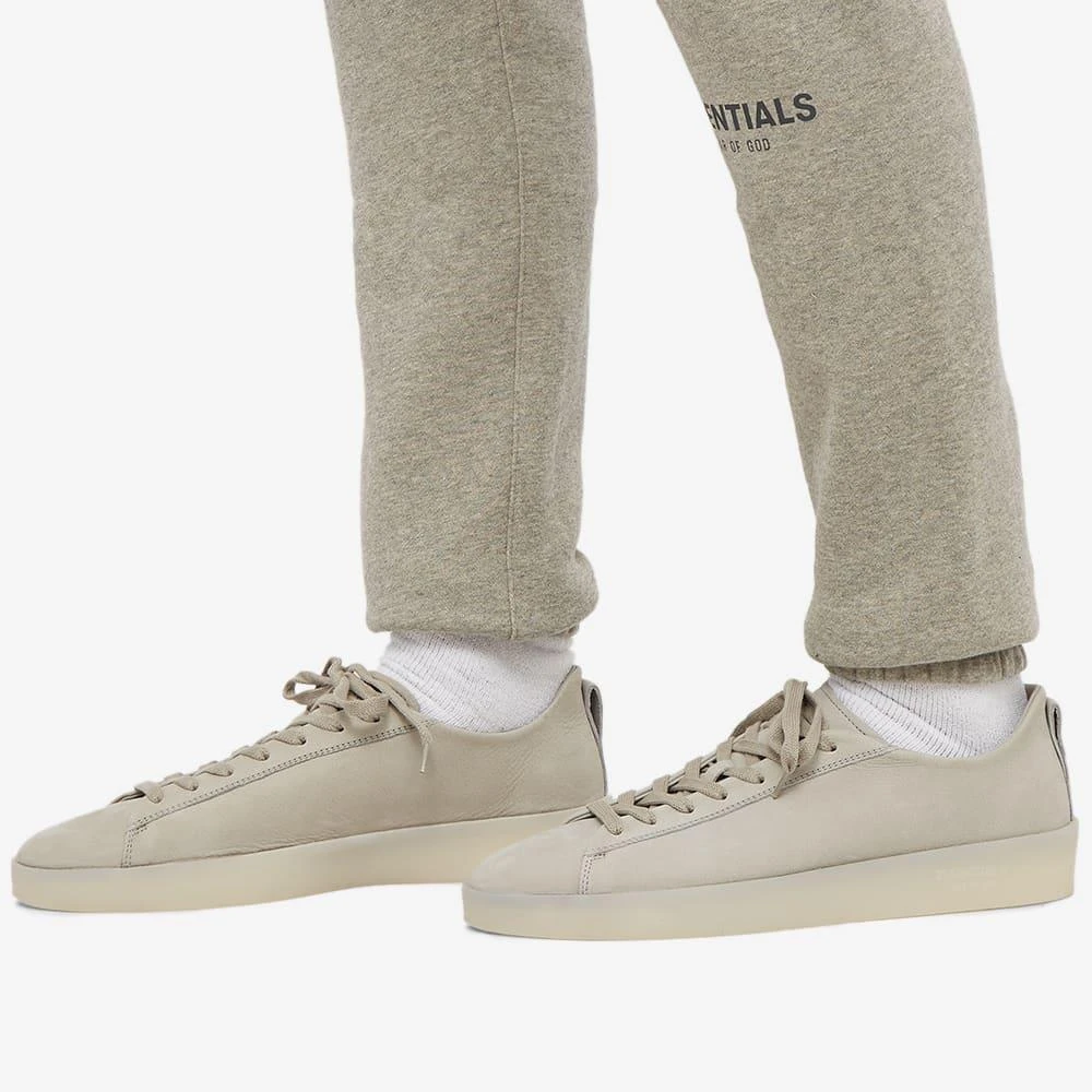 Fear of God ESSENTIALS Tennis Low Sneaker - Perla 商品