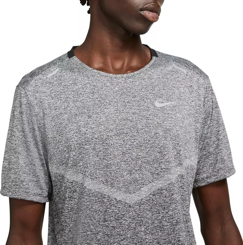 商品NIKE|Nike Men's Dri-FIT Rise 365 Short Sleeve Running T-Shirt,价格¥100,第4张图片详细描述