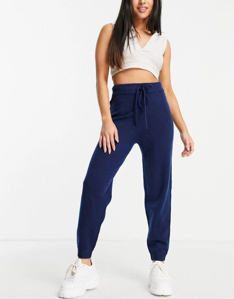 商品ASOS|ASOS DESIGN Petite co-ord knitted jogger with tie waist detail in navy,价格¥202,第4张图片详细描述