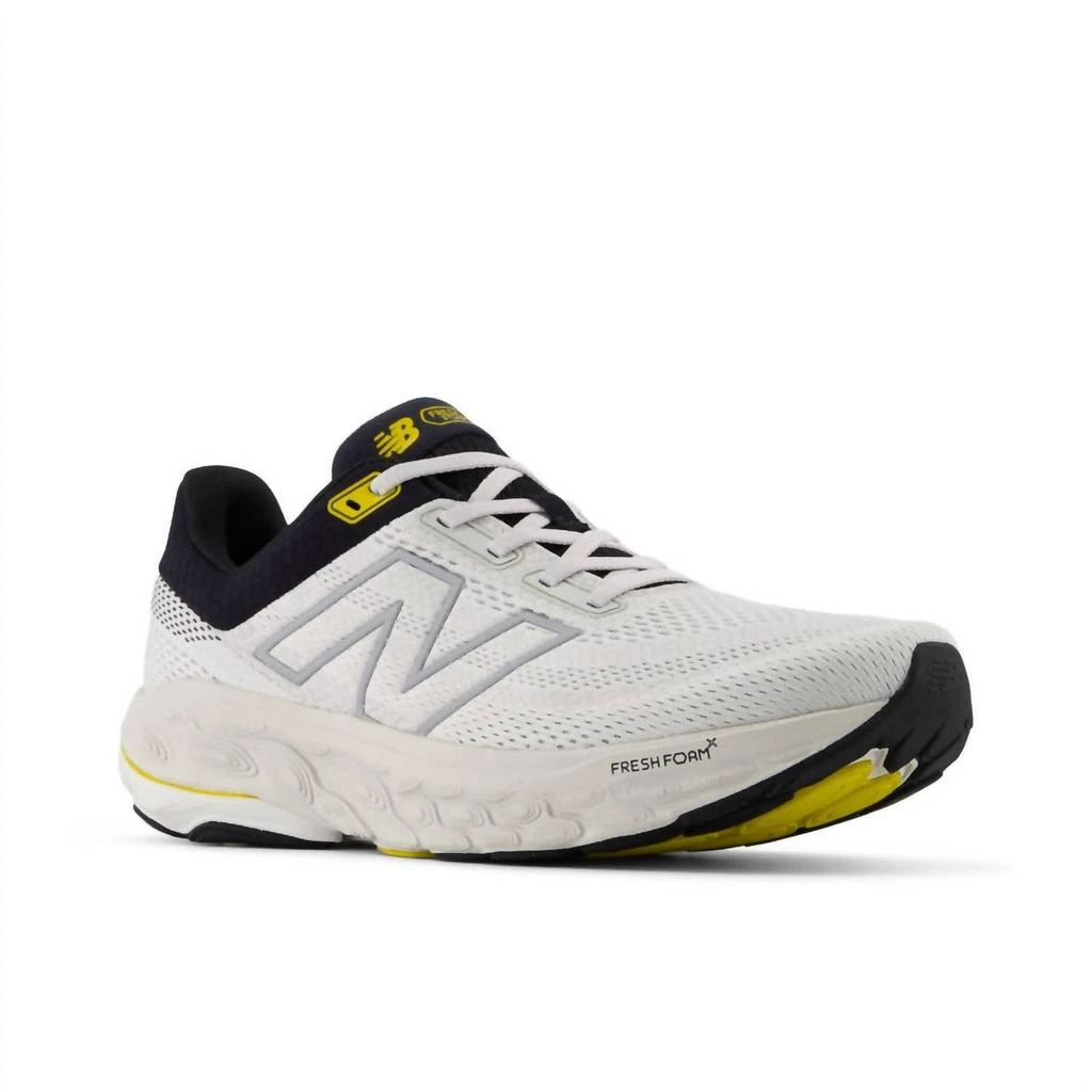 商品New Balance|Men's 860 V14 Running Sneakers In White With Black And Sea Salt,价格¥918,第3张图片详细描述