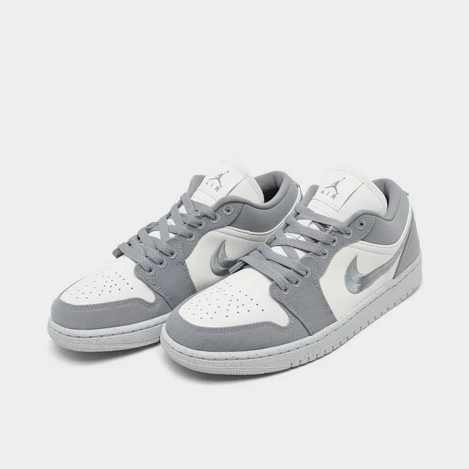 商品Jordan|Women's Air Jordan Retro 1 Low SE Casual Shoes,价格¥906,第2张图片详细描述