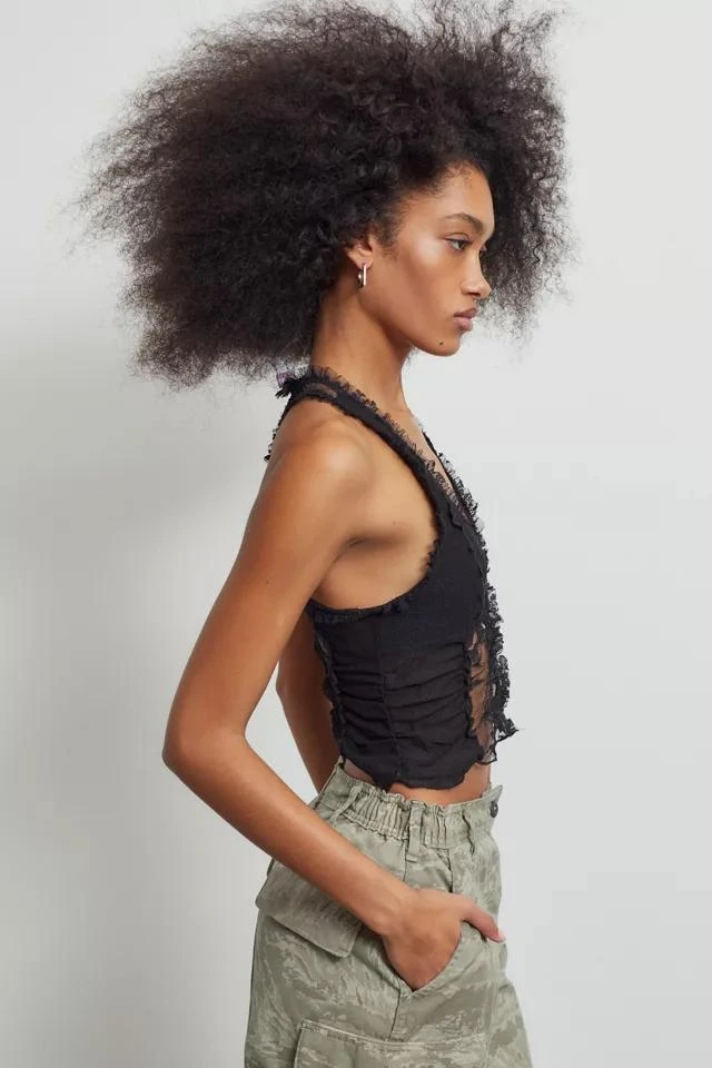 商品Urban Outfitters|UO Sylvia Lace Cropped Tank Top,价�格¥187,第5张图片详细描述