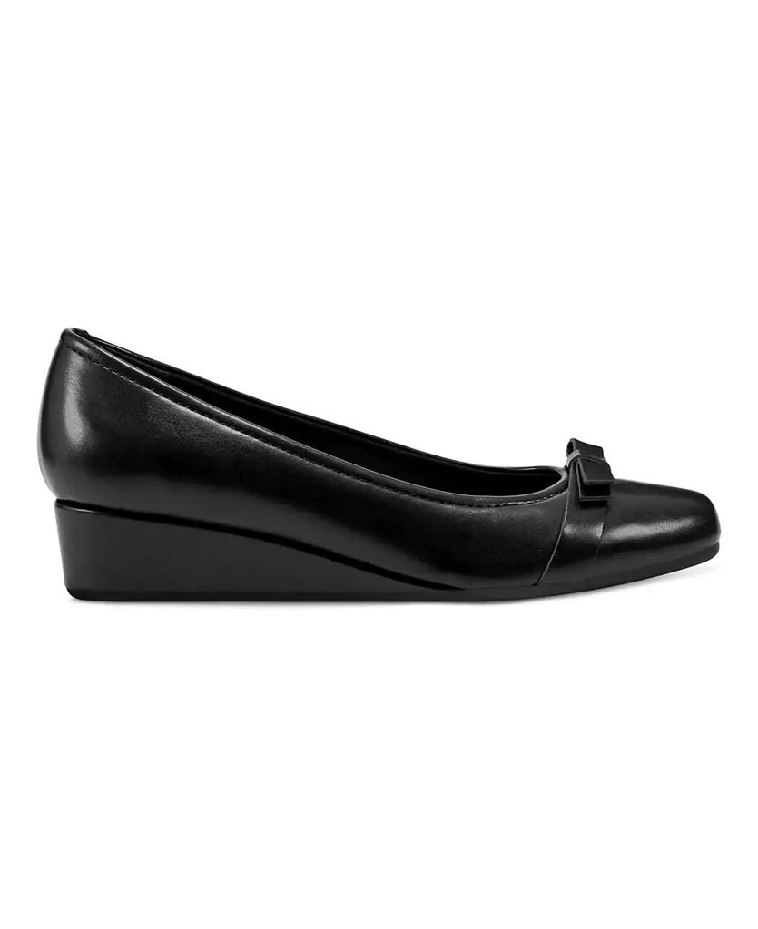 商品Easy Spirit|Women's Gerta Slip-On Square Toe Dress Wedges,价格¥363,第2张图片详细描述