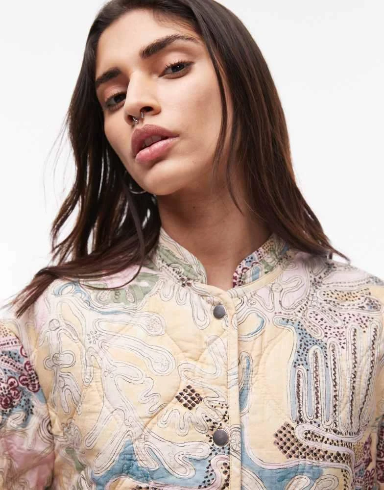 商品& Other Stories|& Other Stories quilted jacket in abstract deco print,价格¥1500,第3张图片详细描述