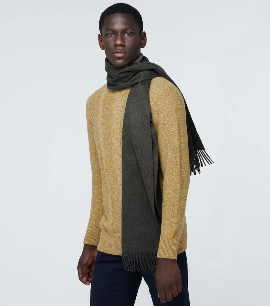 商品Loro Piana|L号羊绒围巾,价格¥4954,第2张图片详细描述
