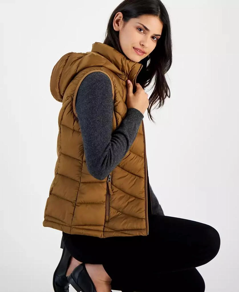 商品Charter Club|Women's Packable Hooded Puffer Vest, Created for Macy's,价格¥159,第4张图片详细描述