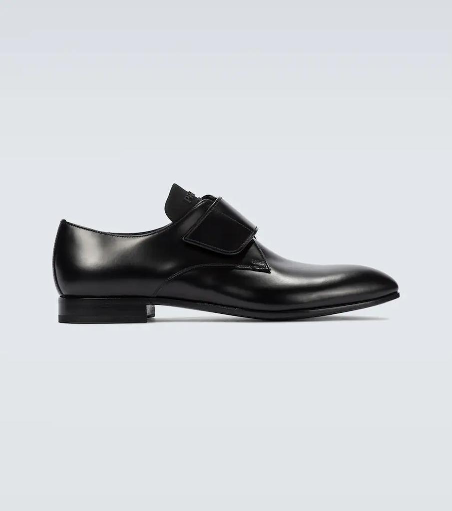 商品Prada|Brushed leather Derby shoes,价格¥5327,第1张图片