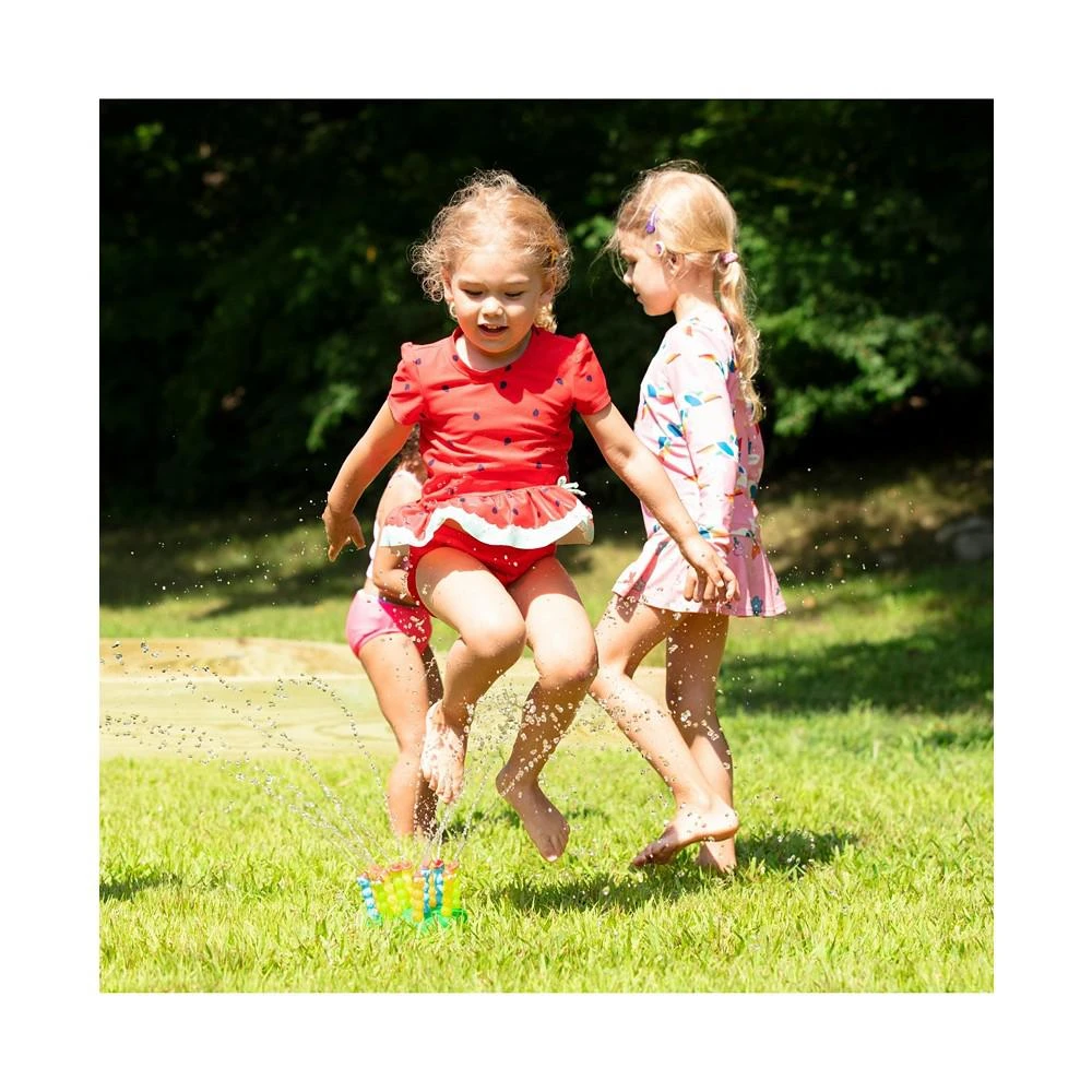 Melissa & Doug Sunny Patch Splash Patrol Outdoor Sprinkler Toy with Hose Attachment 商品