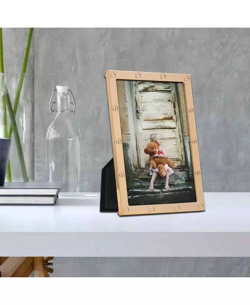 商品Lawrence Frames|High Quality Polished Cast Metal Picture Frame - Screw Head Design, 5" x 7",价格¥192,第5张图片详细描述