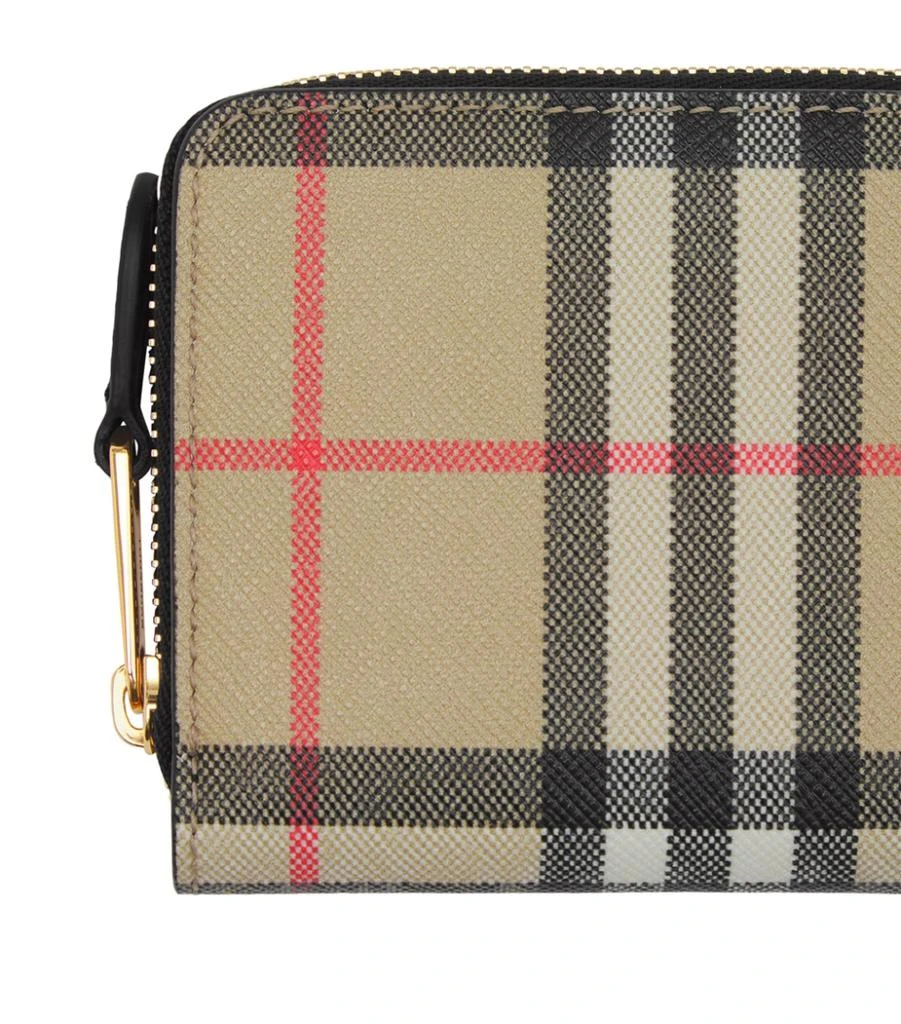 商品Burberry|Small Vintage Check Zip-Around Wallet,价格¥3142,第5张图片详细描述