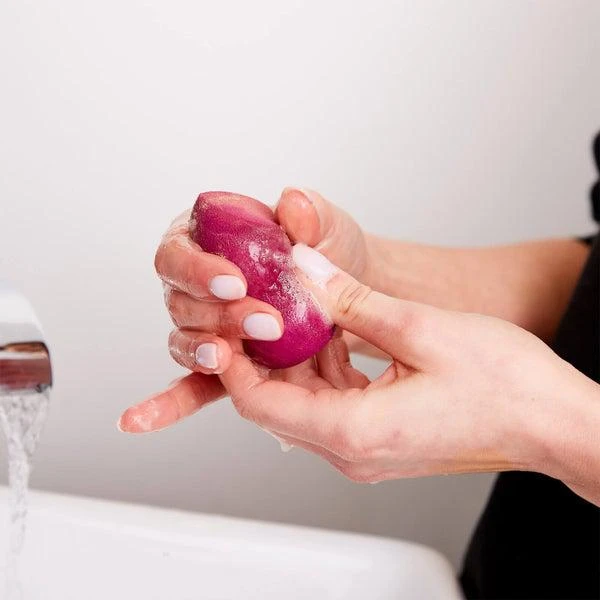 商品Lookfantastic|ISOCLEAN Cosmetic Sponge Cleaner 525ml,价格¥275,第4张图片详细描述