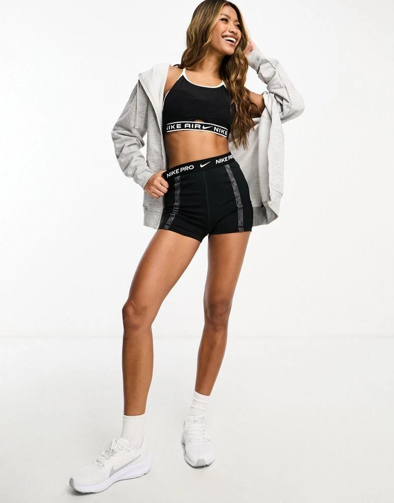 商品NIKE|Nike Pro Training Femme Dri-Fit high rise shorts in black,价格¥270,第2张图片详细描述