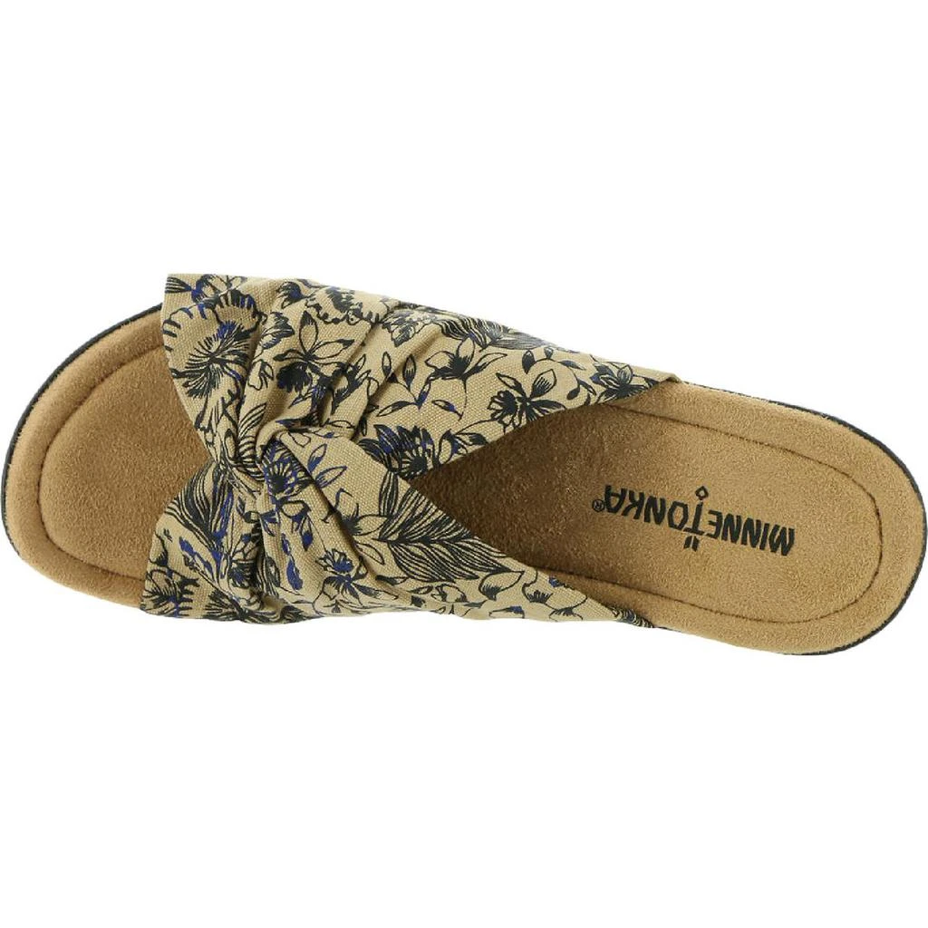 商品Minnetonka|Minnetonka Womens Sarong Canvas Floral Slide Sandals,价格¥161,第3张图片详细描述