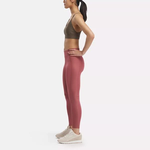 商品Reebok|Yoga High Rise Performance Rib Leggings,价格¥111,第2张图片详细描述
