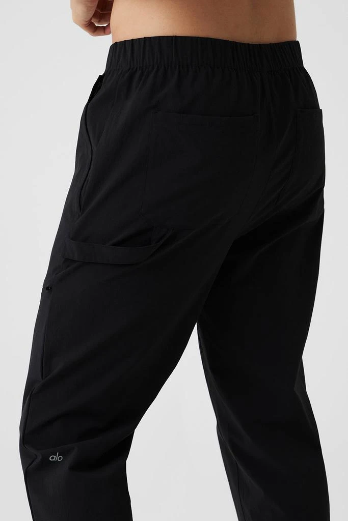 商品Alo|Co-Op Carpenter Track Pant - Black,价格¥1103,第4张图片详细描述