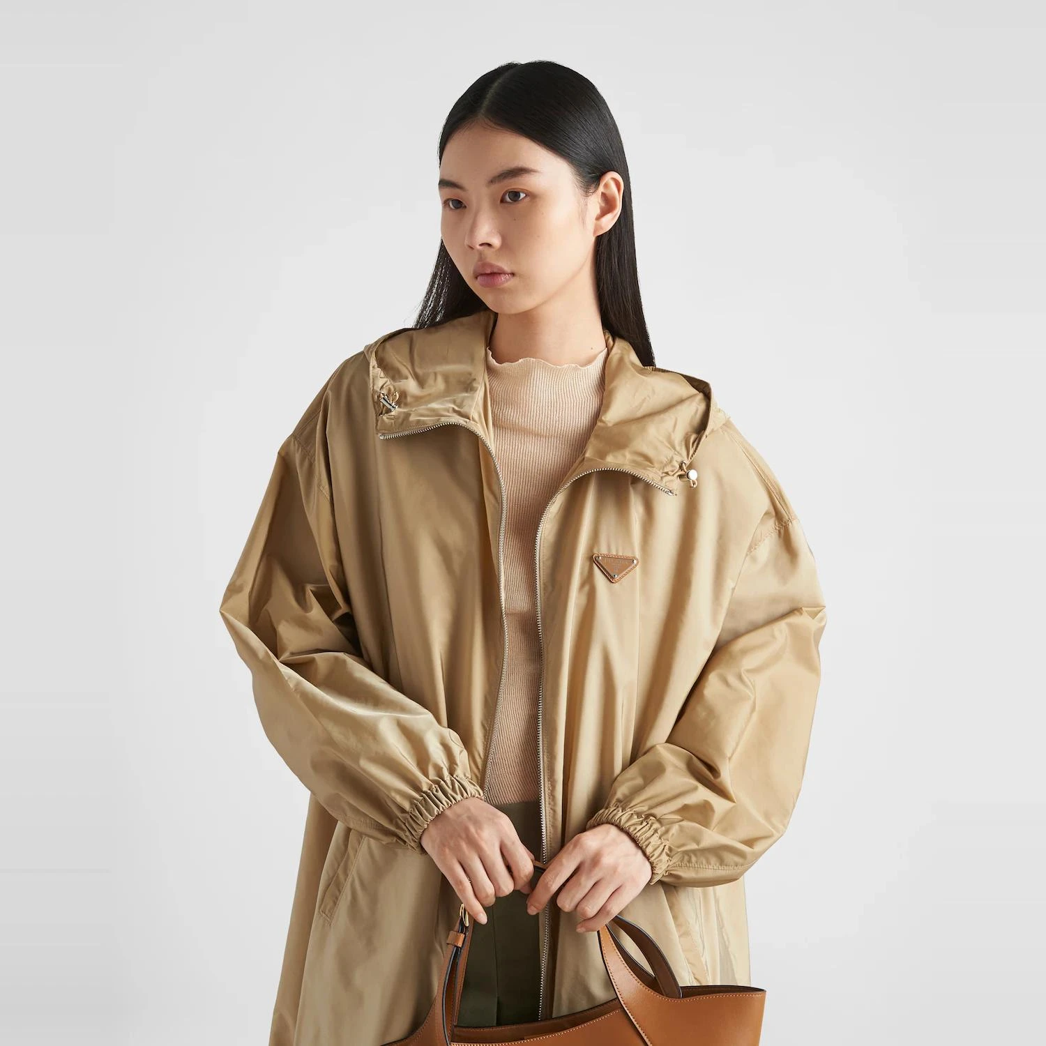 【预售】 普拉达 25春夏 女士 风衣 Imperméable en Re-Nylon léger 292171_1WQ9_F0065_S_OOO  商品