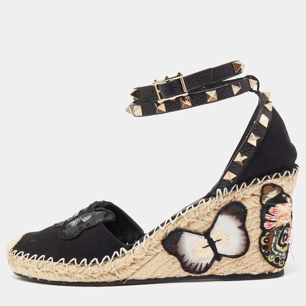 商品[二手商品] Valentino|Valentino Black Canvas Rockstud Butterfly Applique Espadrille Wedge Pumps Size 39,价格¥2206,第1张图片