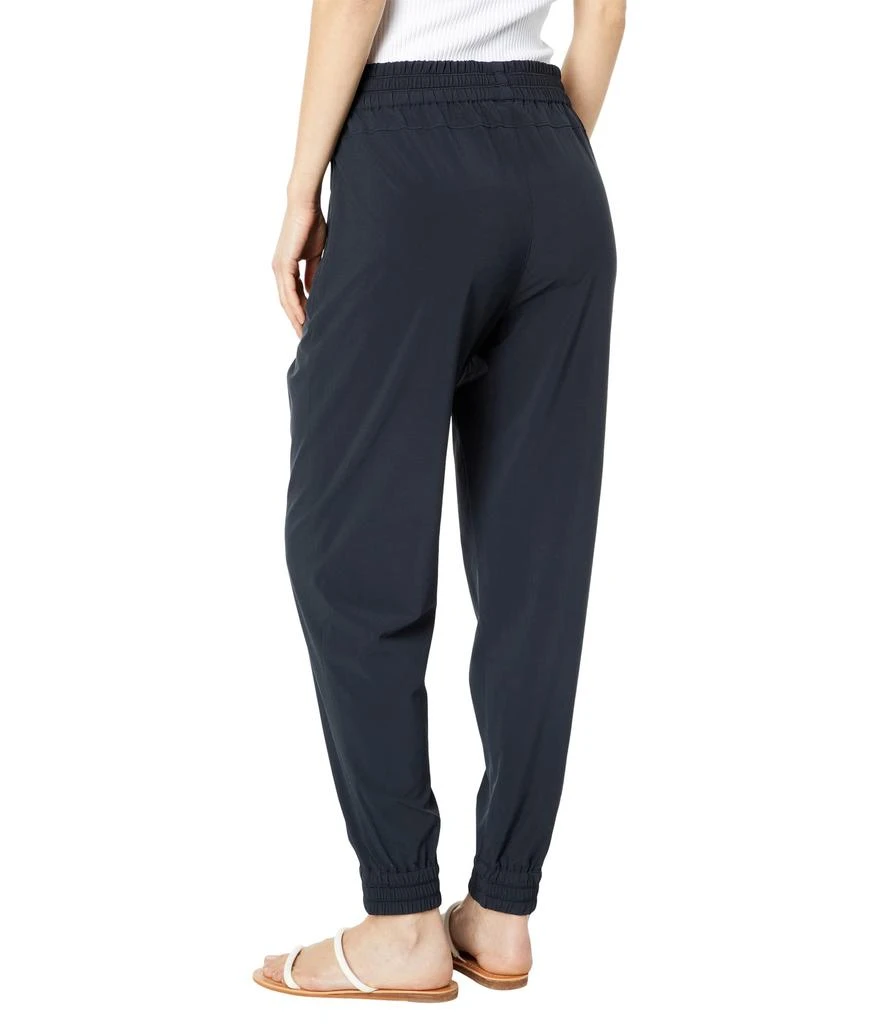 商品Tommy Bahama|Alicia Islandzone Joggers,价格¥618,第2张图片详细描述