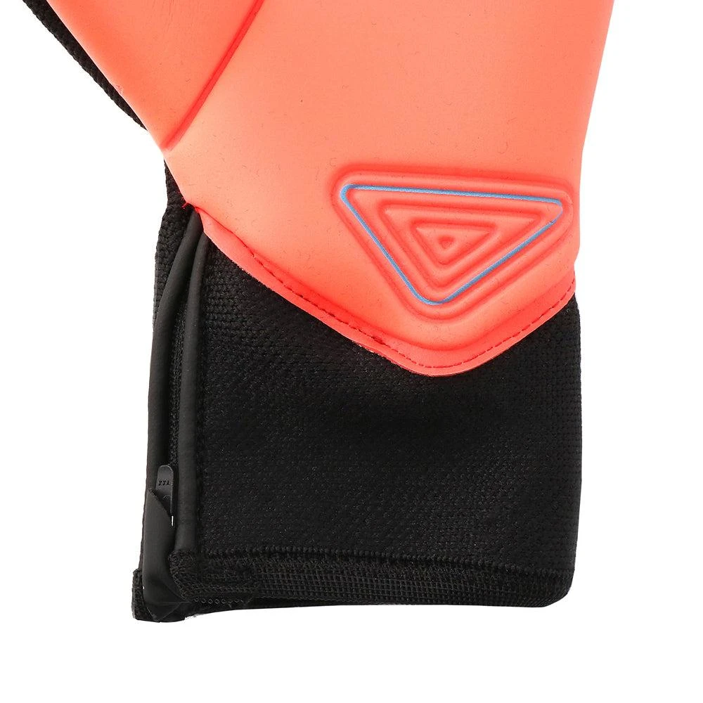 商品Puma|Future Grip 19.1 Goalkeeper Gloves,价格¥232,第2张图片详细描述