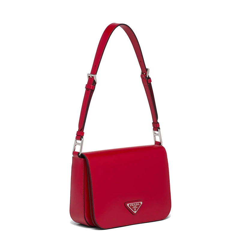 商品Prada|【预售3-7天】普拉达 21年秋冬 女士猩红色磨砂皮革可调式皮革提手磁扣式翻盖开合斜跨手提单肩包1BD308_ZO6_F02SB_V_HOO,价格¥22136,第5张图片详细描述