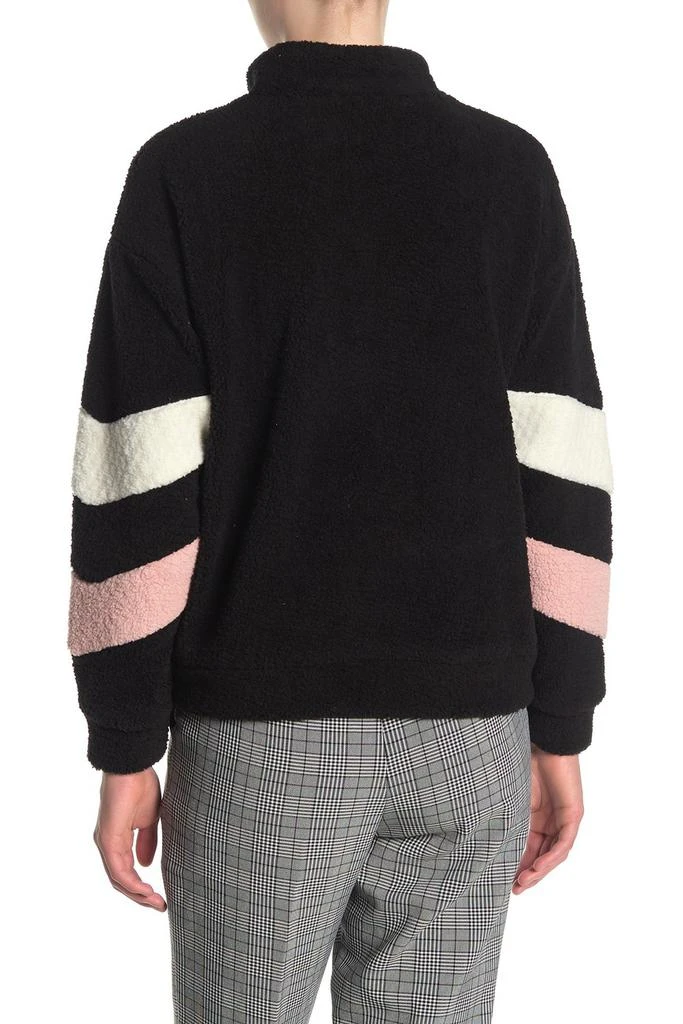商品Elodie|Teddy Colorblock Sleeve Pullover,价格¥91,第2张图片详细描述