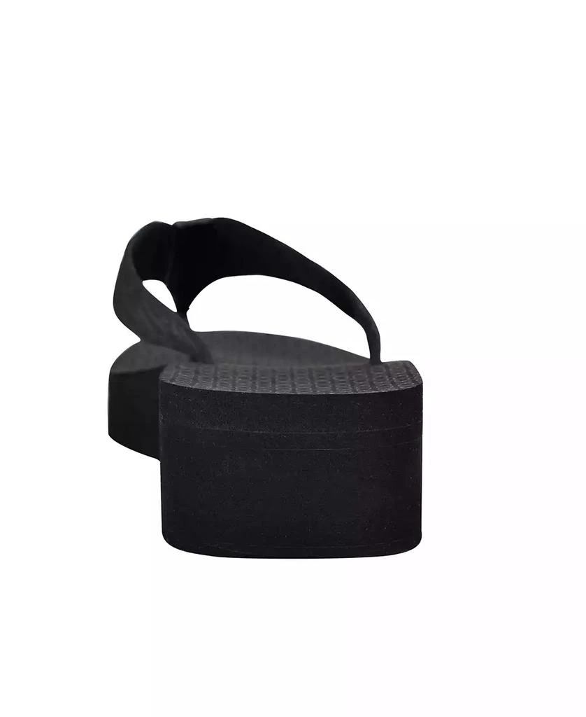 商品Calvin Klein|Women's Meena Logo Platform Flip-Flop Sandals,价格¥202,第3张图片详细描述