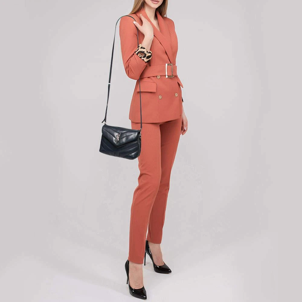 商品[二手商品] Yves Saint Laurent|Saint Laurent Navy Blue Matelassé Leather Toy Loulou Crossbody Bag,价格¥7609,第2张图片详细描述