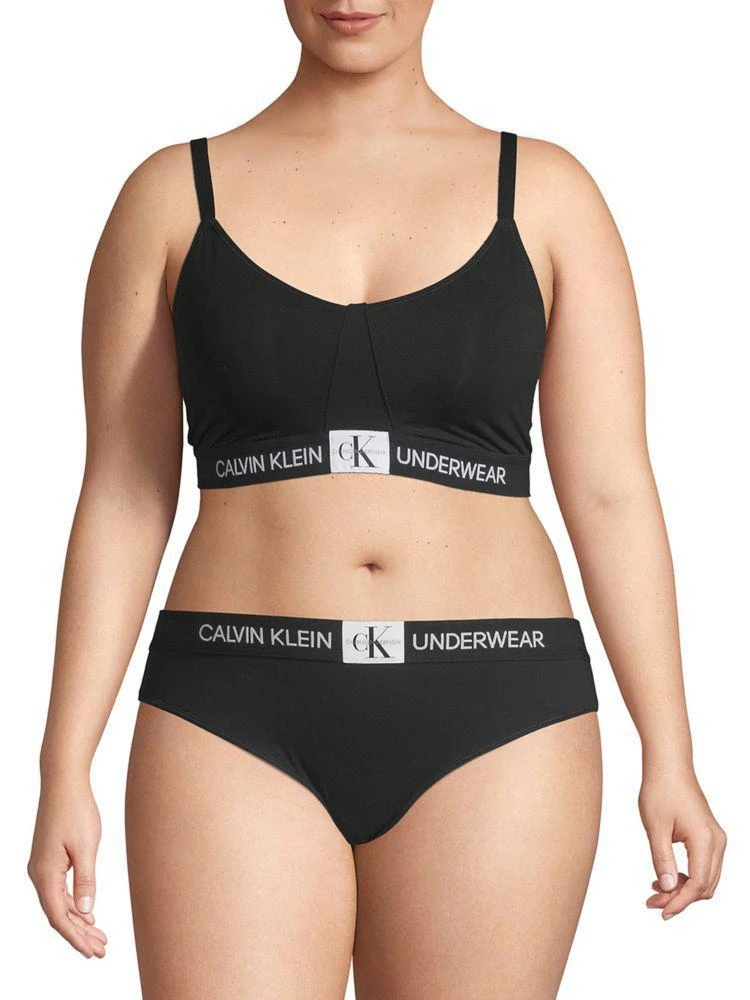 商品Calvin Klein|Plus Monogram Unlined Triangle Bralette,价格¥159,第1张图片